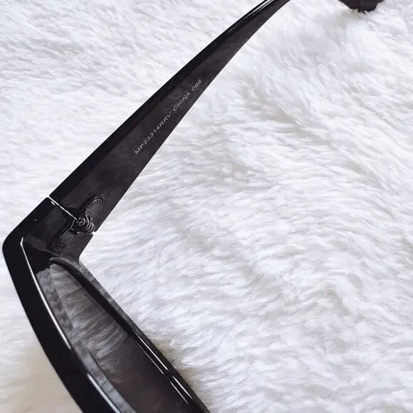 Francis Mirrored Black Cat-Eye Sunglasses - Picture 8 of 15